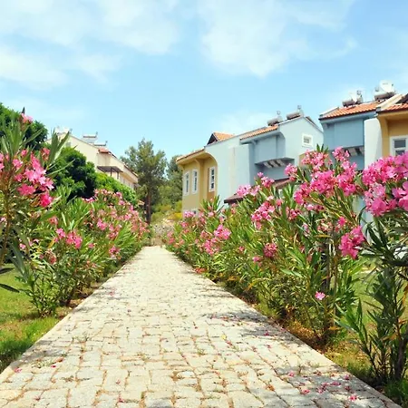 شقة Hisar Garden *